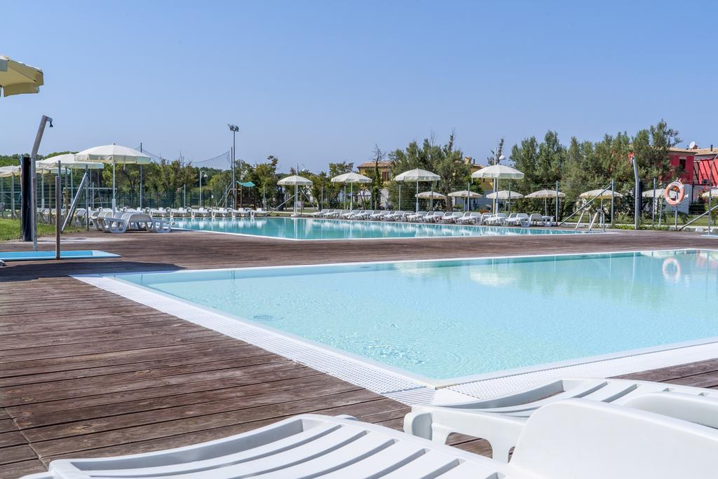 Adamo Ed Eva Resort Numana Buitenkant foto